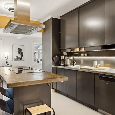 Stylish And Spacious In Center Holiday home Tromso